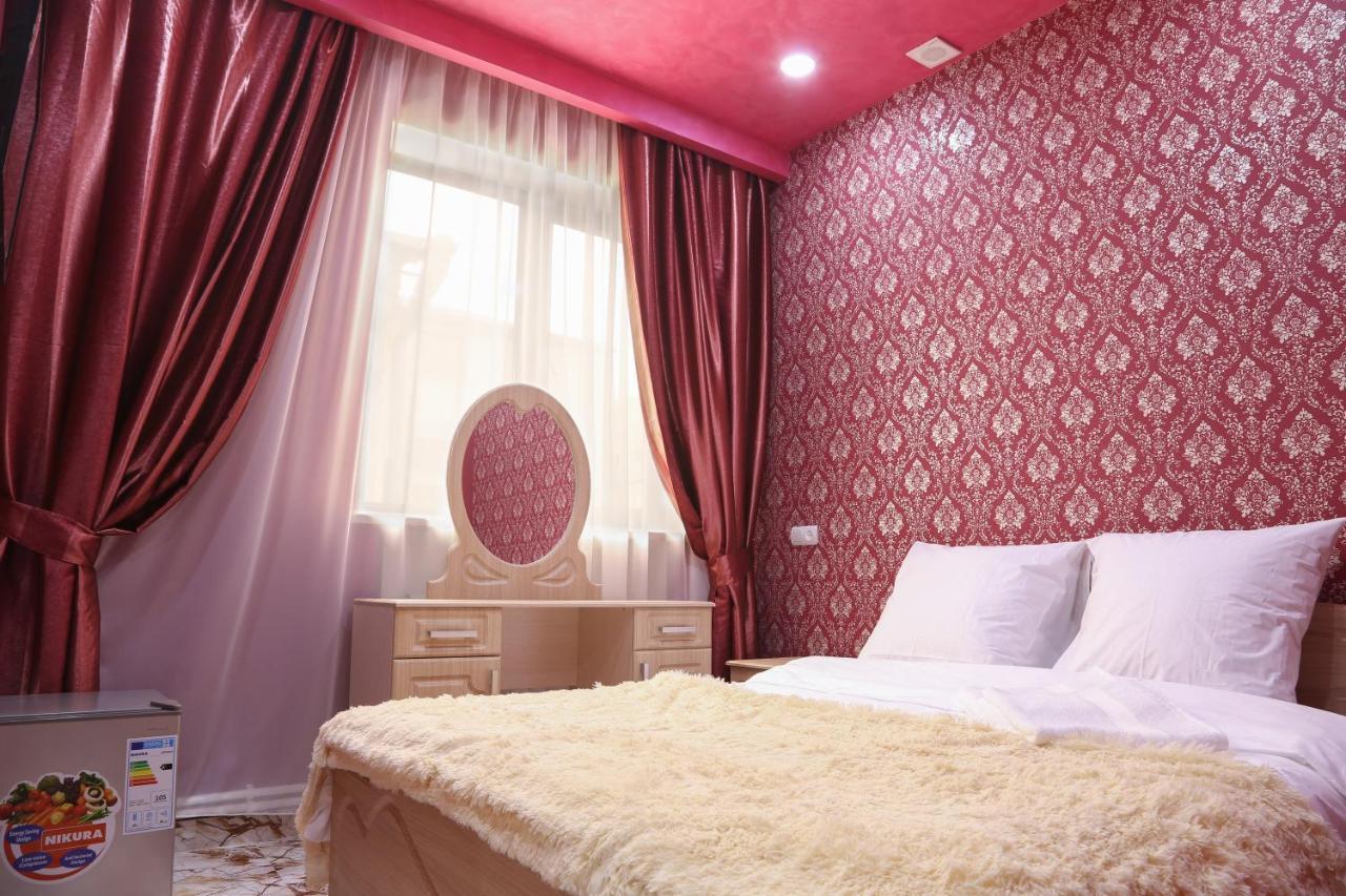 يريفان Lovely Hotel In Centre المظهر الخارجي الصورة